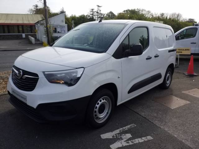 2020 Vauxhall Combo Cargo 2000 1.5 Turbo D 100ps H1 Edition Van